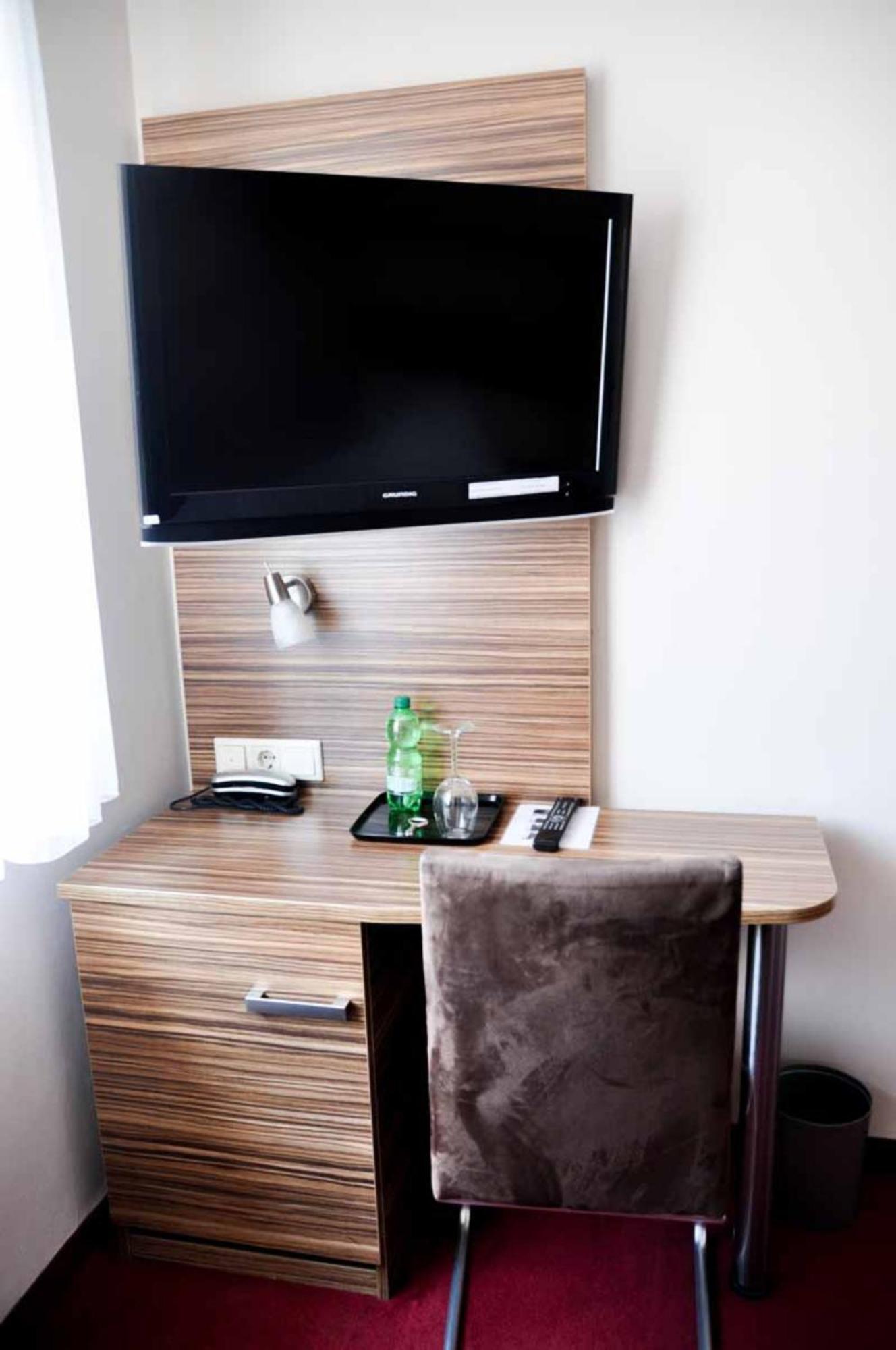 Hotel Erde 3*