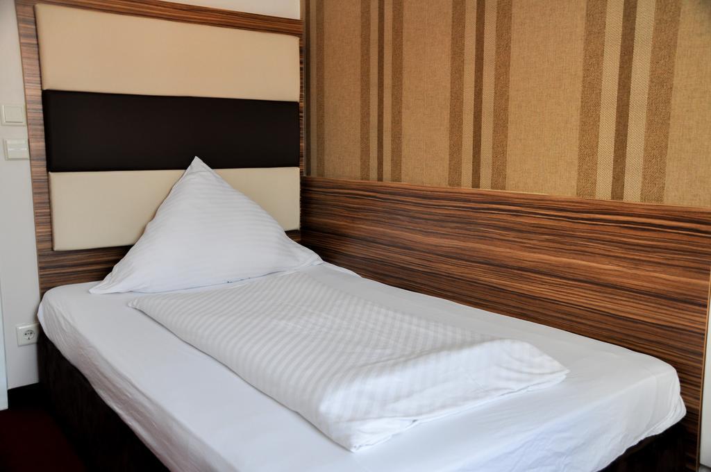 Hotel Erde