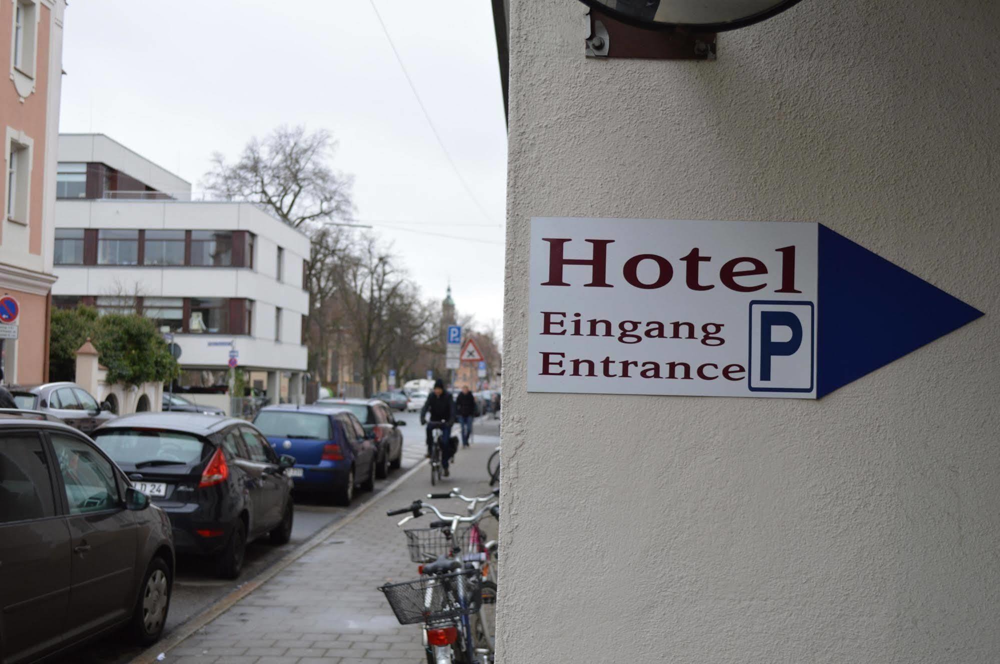 Hotel Erde