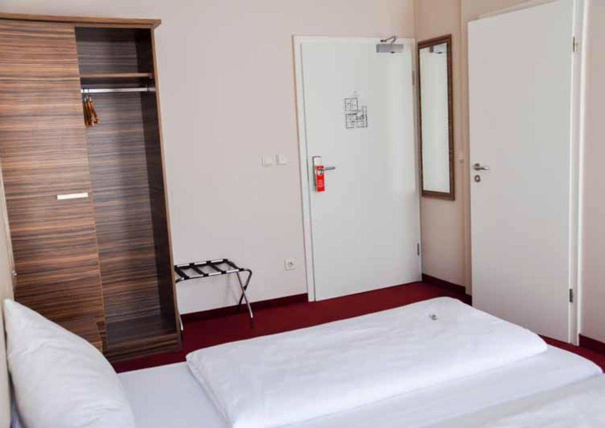Erde 3* Erlangen
