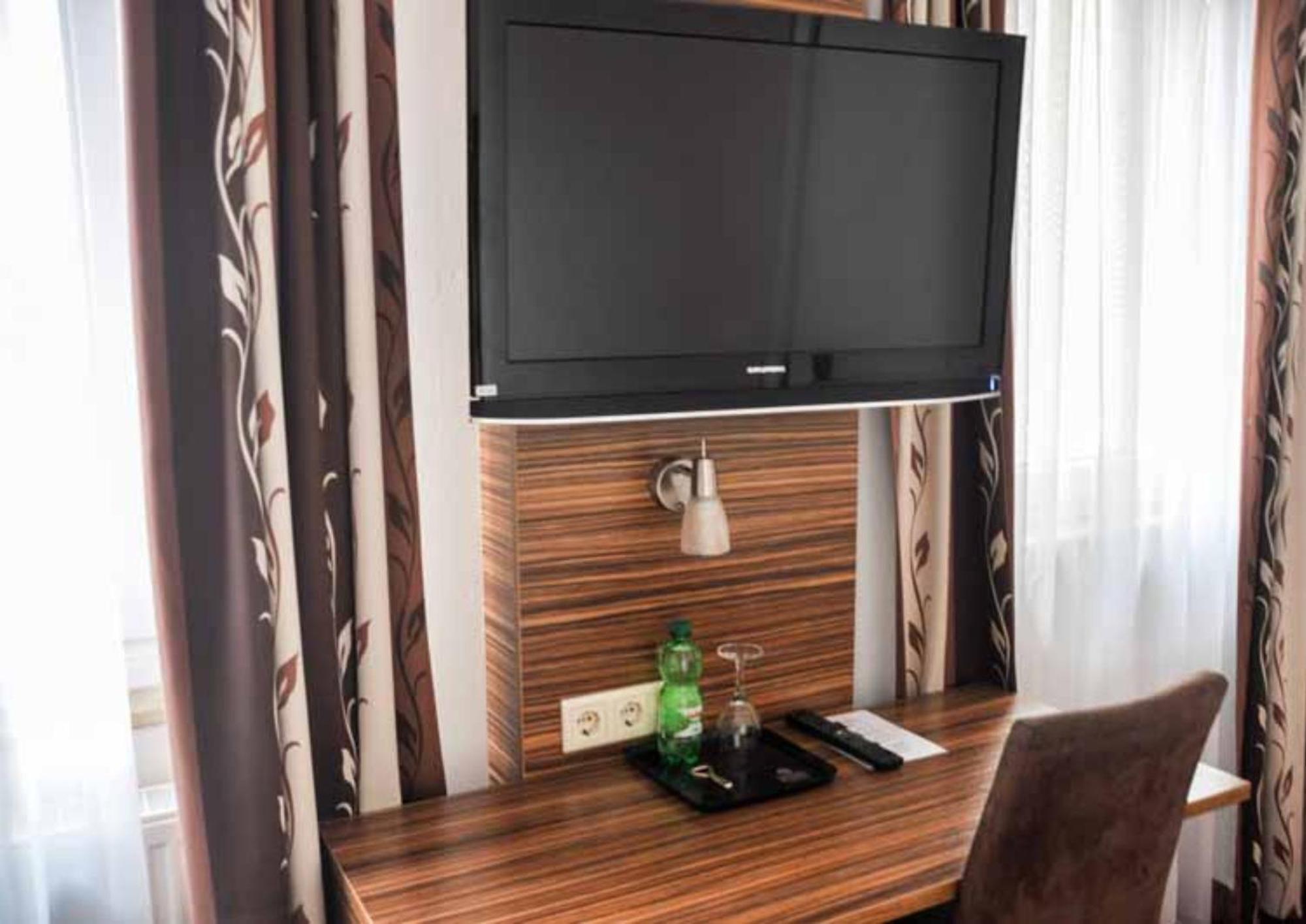Erde Hotel 3*