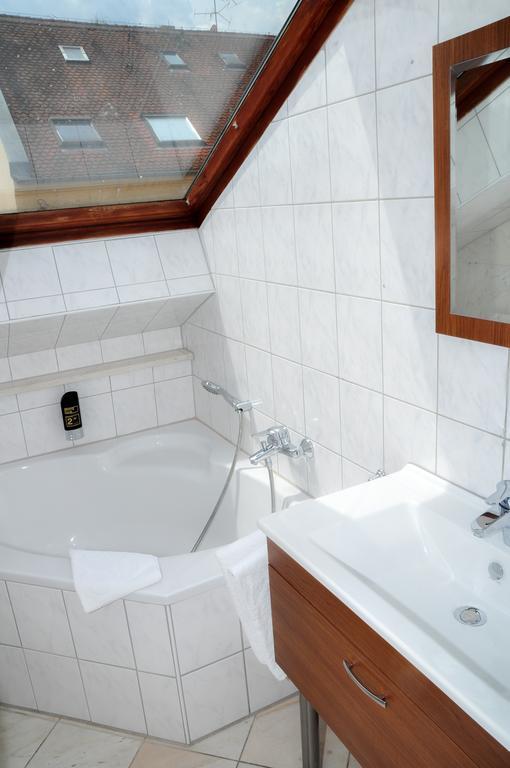 Hotel Erde 3*