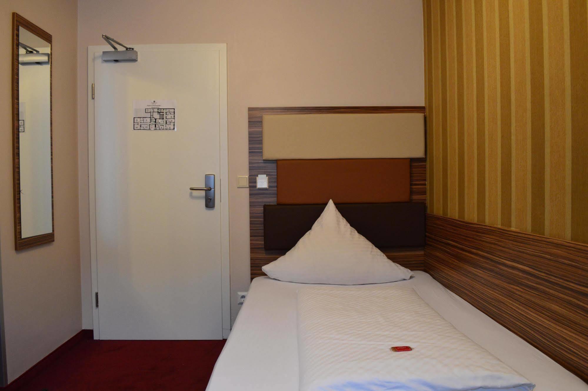 Hotel Erde 3*